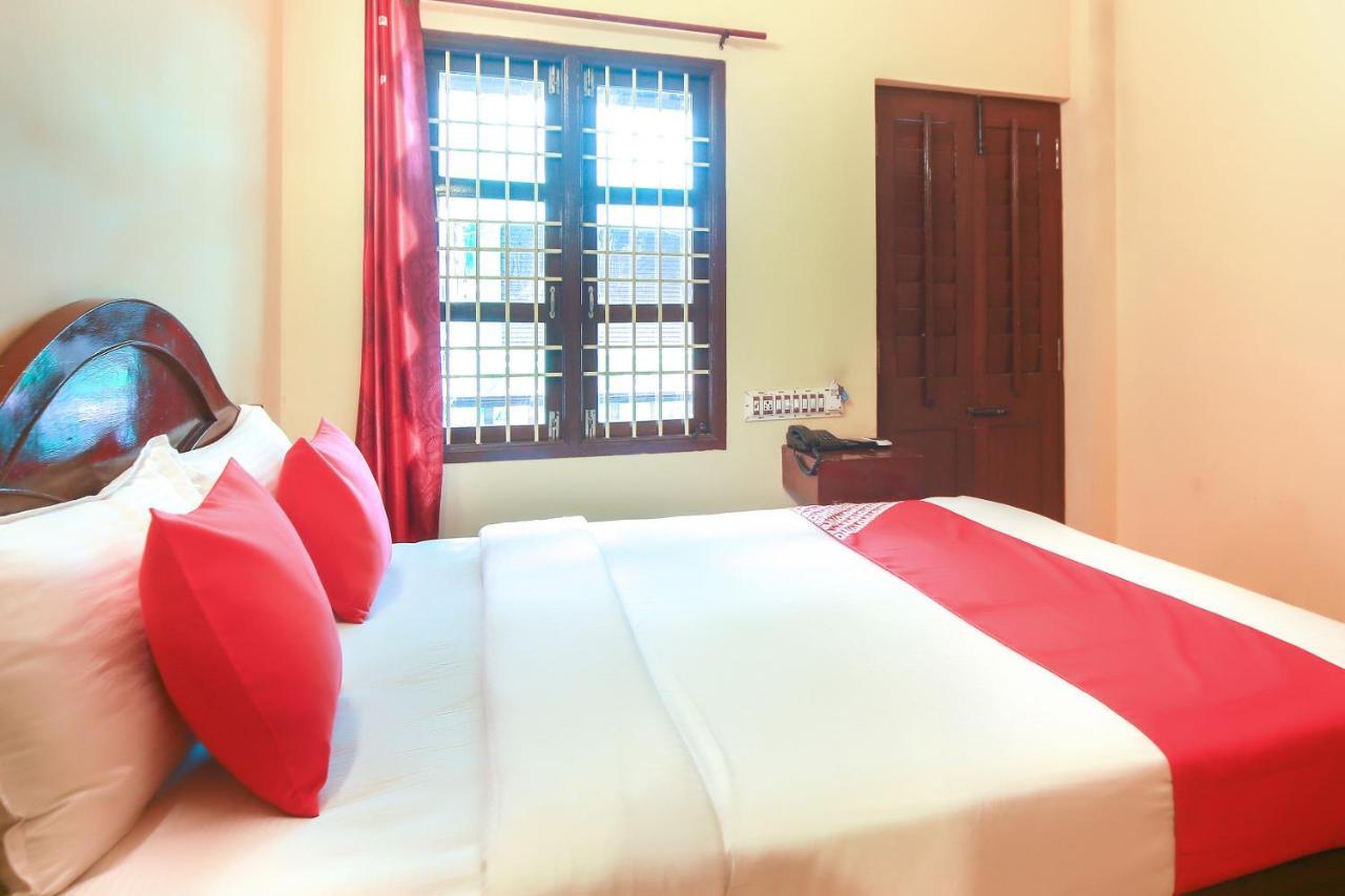 Oyo 23098 Ushama Heritage Guest House Puducherry Eksteriør billede