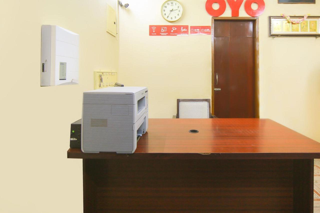 Oyo 23098 Ushama Heritage Guest House Puducherry Eksteriør billede
